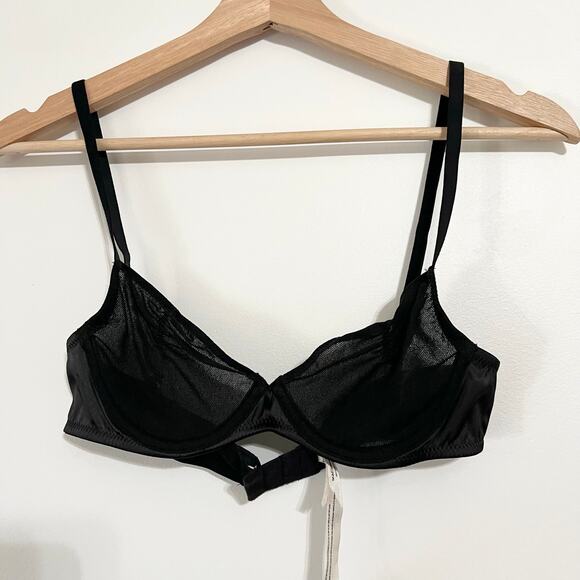 NWT Intimately by Free People	Heartthrob Underwire Bra Black - Picture 2 of 4